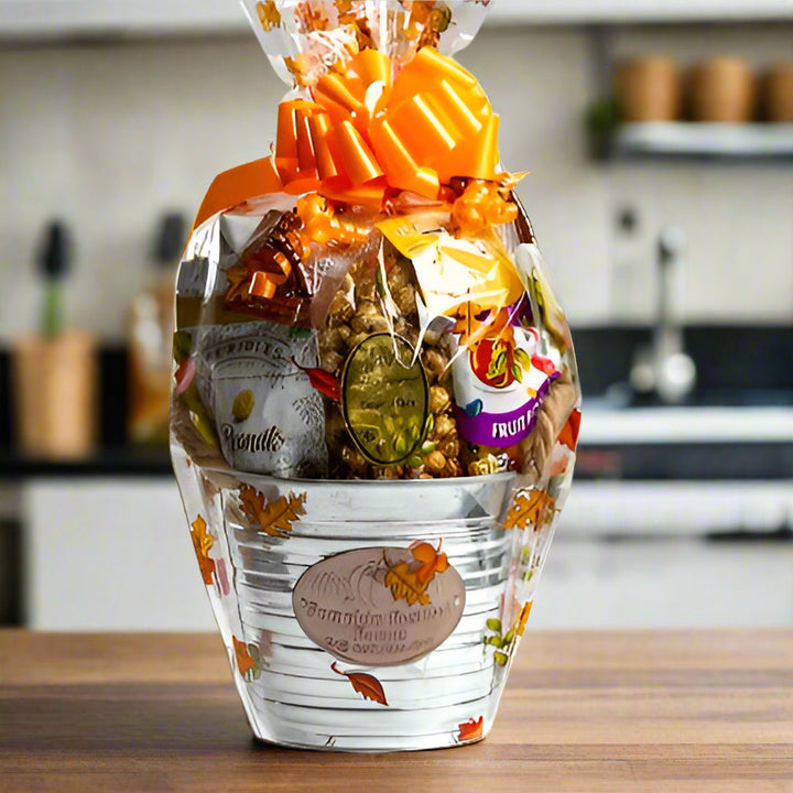 Thanksgiving Gift Baskets: Host Gifts and Family Picks