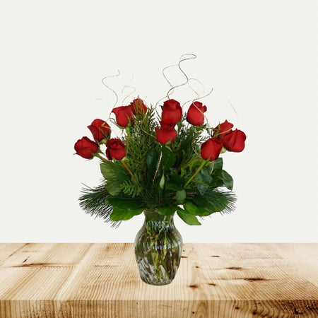 Christmas Classic Dozen Red Roses