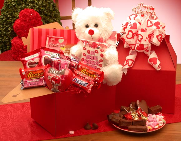 Send a gift basket delivery of: Deluxe Valentines Day Care Package - valentines day candy - valentines day gifts - chocolate care package