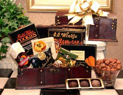 Send a gift basket delivery of: Gourmet Desk Caddy  - Gifts for men